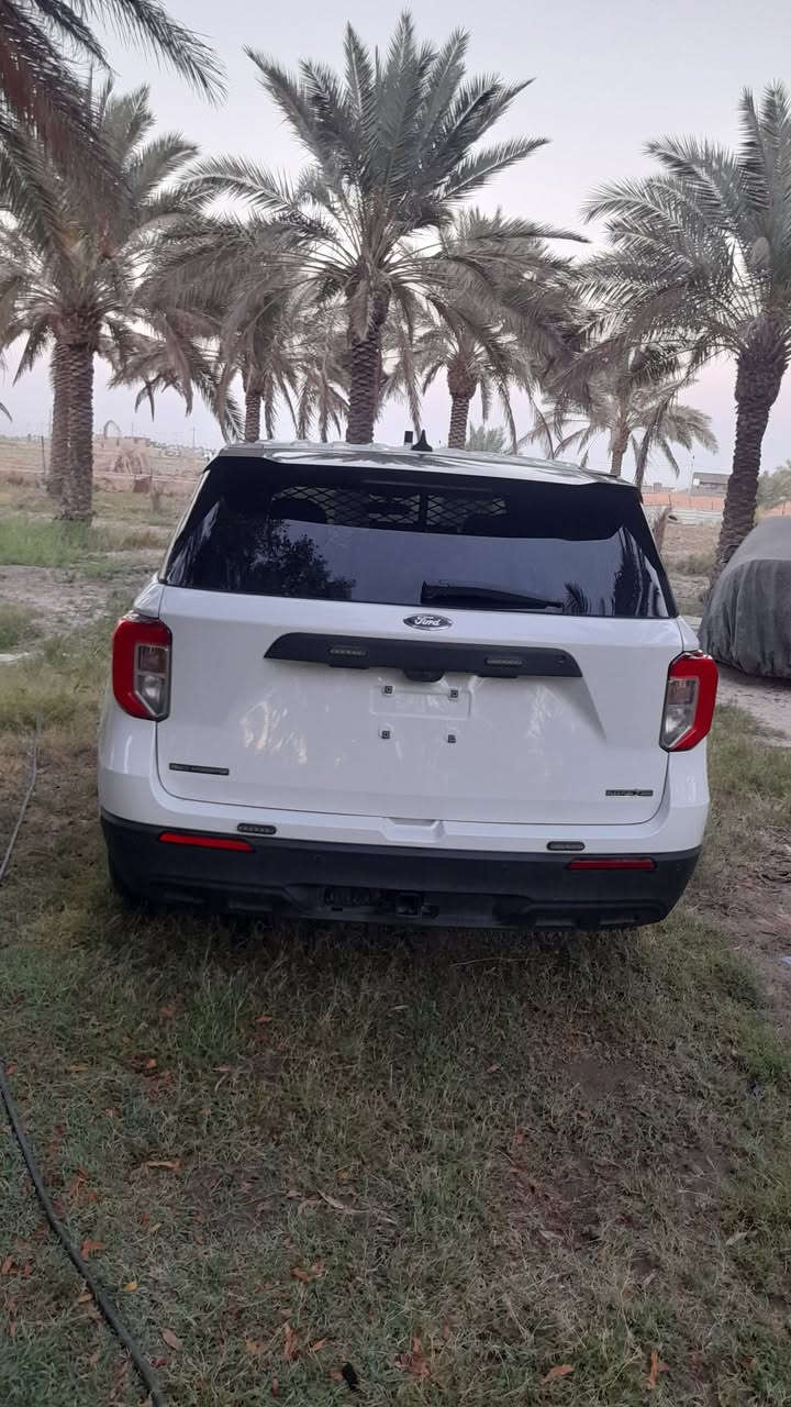 فورد اكسبلور مكينه 6سلندر  3300 بانزين موديل 2024
تنفس طبيعي كير 10 نمر تمشي على البانزين العادي 
مواصفات البوليسي المعروفة 
♦️سويج
♦️حساس خلفي وكامره خلفيه
♦️كشن جلد
♦️كشن كهربائي♦️تحكمات ستيرن
♦️5 راكب
♦️لايت ليد زينون
حادث كما موضح بالصورة بس البنيد مصبوغ 
السعر 185 مجال بسيط
رقم بابل شهداء 
للأستفسار  //  ***********
