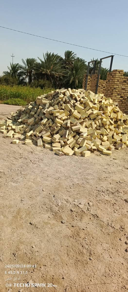 السلام عليكم طابوق  شرط قوه وركن واصل الرميثه 415$.       ***********
