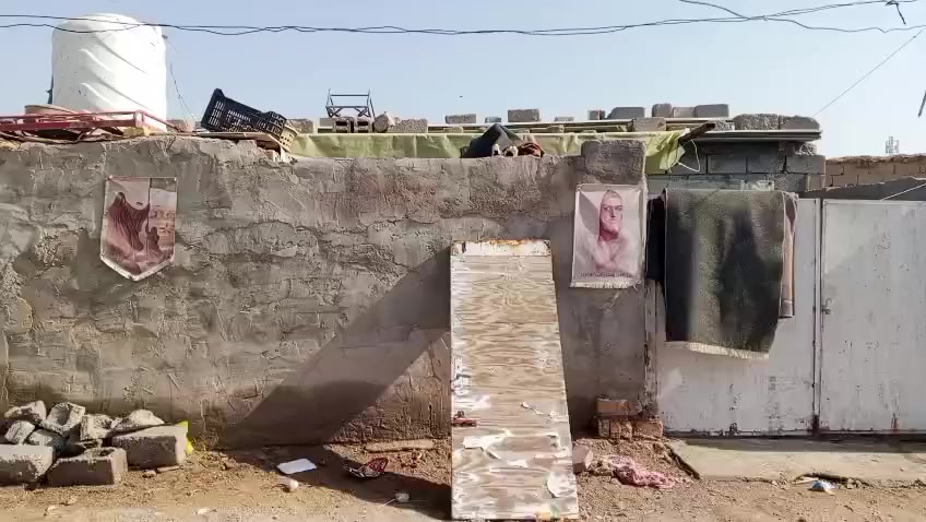 بيت للبيع في الكوت شهداء منطقه الدبيه مساحه حلوه في قرب الشارع بيت مرتب بيت ساندويتش للبيع السعر حلو ومناسب احسن من الاجار ثلاث ملايين ***********
