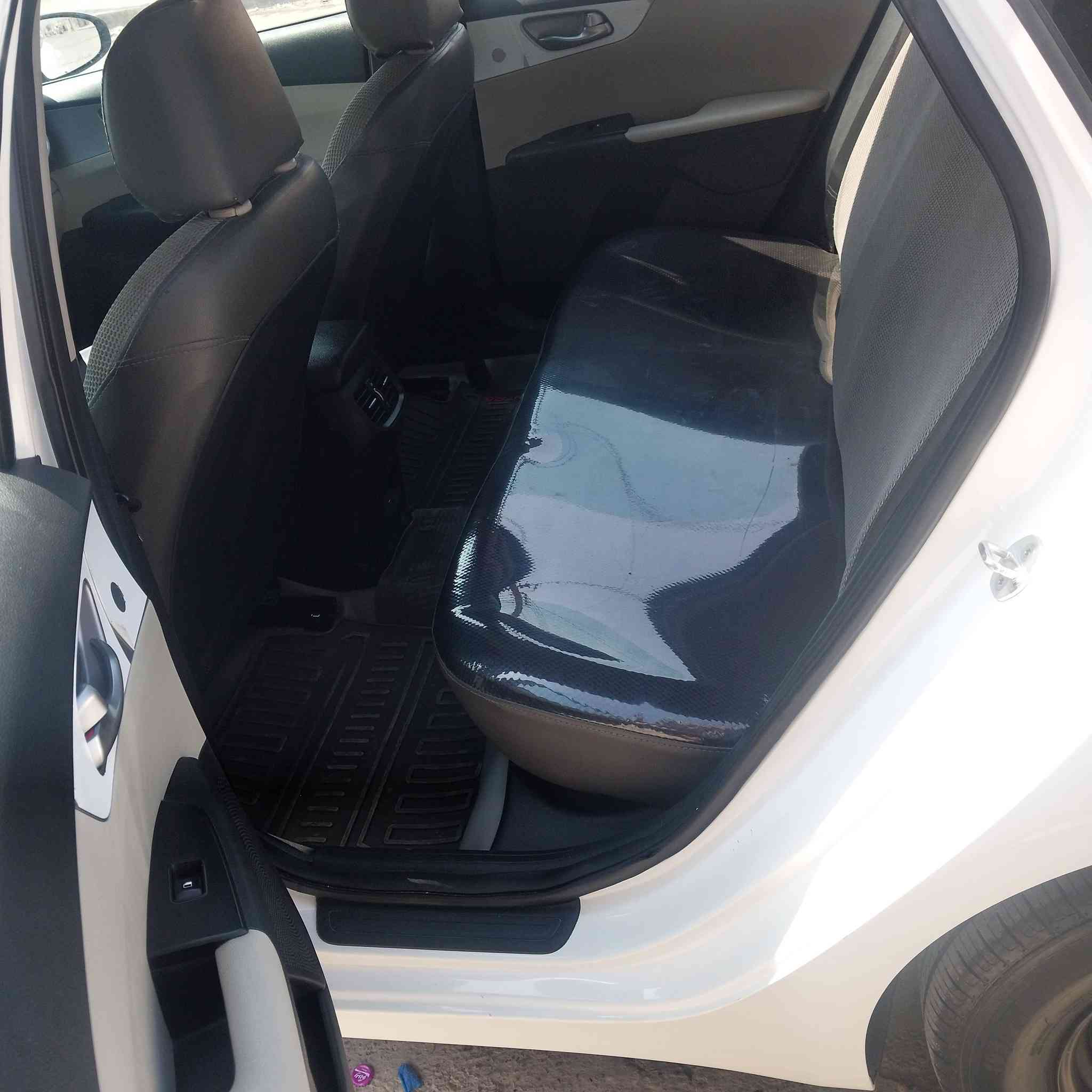 السلا عليكم سيراتو 2022 ماشيه 90الف صور موجودة اتصال ع ***********  مكاني بغداد سعر 146 وبيهة مجال بسيط
