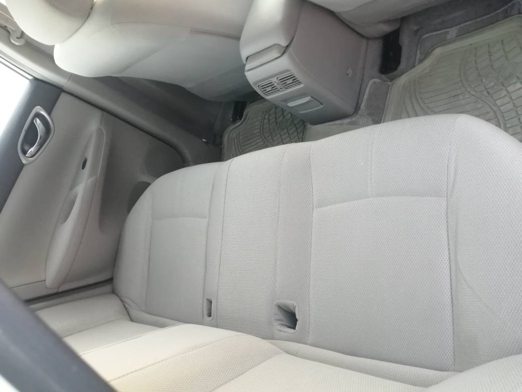 سيارة للبيع نيسان سنترا ابيض خليجي موديل ٢٠١٤ رقم سليمانية سنويه ورقم جديد بيها صبغ هلال جاملغ خلفي بيها تعديل بارد باب خلفي وجاملغ امامي سكن تعديل ١٠سم محرك ١٦  مامفتوح لاصرف ولابخار كير اوتوماتيك مامفتوح /
مواصفات 
1_قطعتين تبريد مركزي
2_ABS
3_حساس خلفي
4 _كير اوتوماتيك
السعر 104 $بيها مجال للشراي 

الشراي يتصل على الرقم *********** مامتواجد
 على الفيس كركوك, العراق
