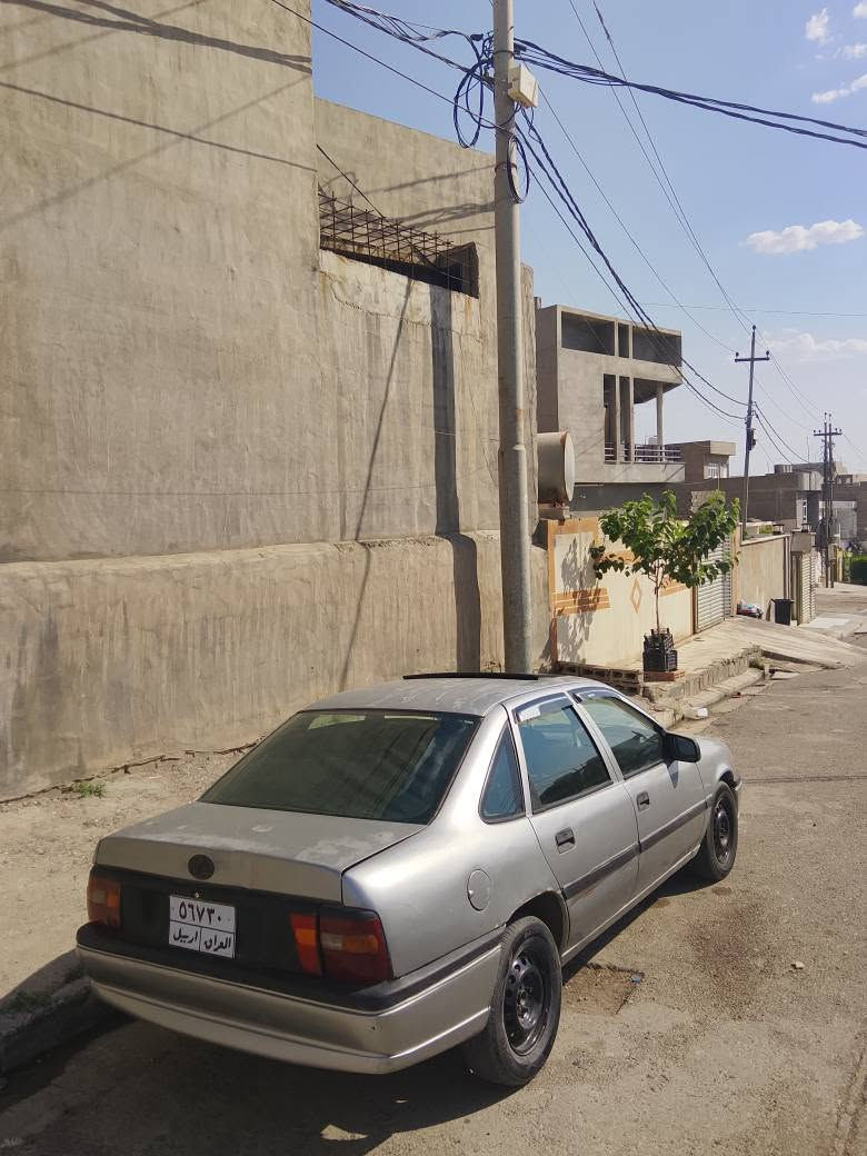 اوبل مەکەینە 18 گێر تۆماتیک سلایت موودێل 1993 تەحویل بەشەرت جەمپێکی دواوەی هەیە توند و تۆلی تەخمی پێش و پشتی نوێ جاهزە سەیارەکە بێ مەسرەفە گێر و مەکینە بەشەرت ۰۷٥۱٨٤۱٥٤٥٦ شوێن قەزای خبات مشتەری نی تێ مەکە أربيل, العراق


**إذا كنت صاحب هذا الإعلان وتريد حذفه لأي سبب، رجاءا أرسل رسالة إلى الدعم الفني**