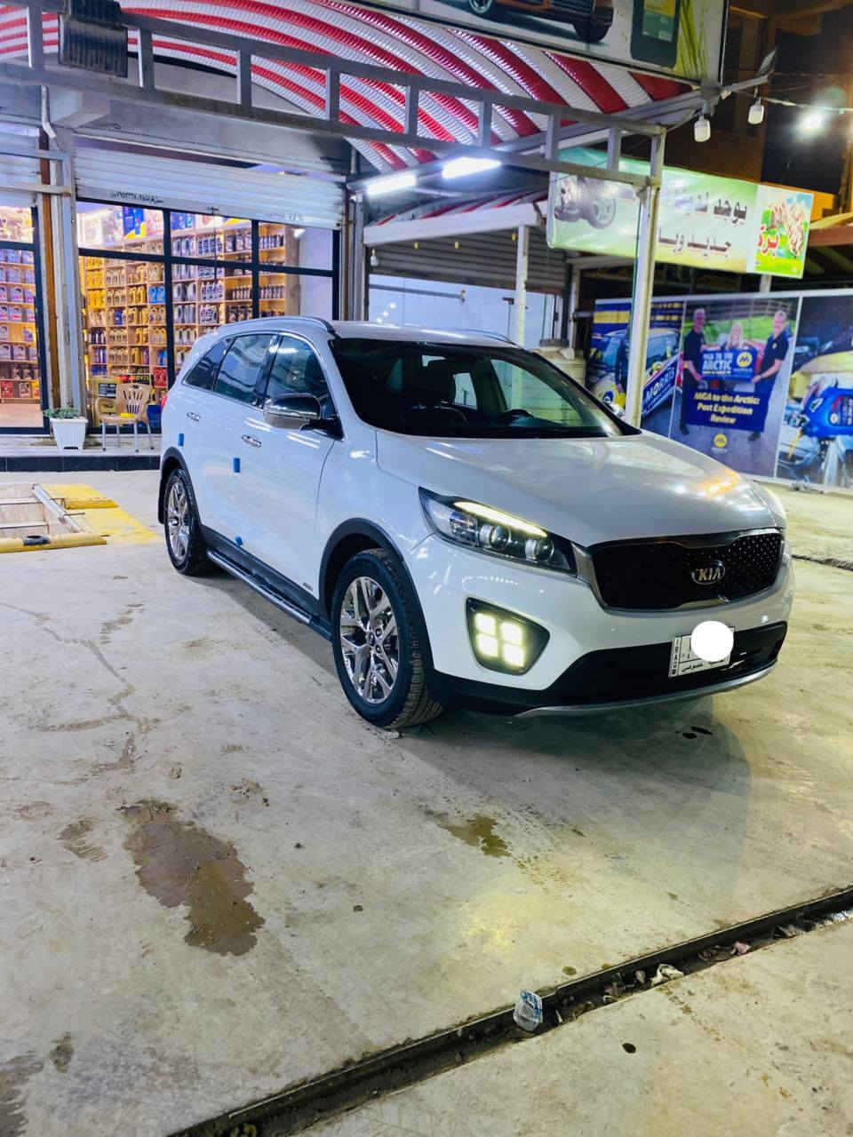 السلام عليكم
كيا سورنتو موديل 2017 وارد امريكي حادث بس حافت البنيد ومصبوغ نفسه بدون دواخل بدون فتح وبيها رشه بلجاملغ الخلفي بدون دواخل مكينه 2400 لا تبخير ولا تنقيص مواصفات كشن كهربائي تدفئه فور ويل جاهزه من كلشي حداديه تخم تاير تبريد كهربائيات كلها جاهزه بيع او مراوس مكاني ديوانيه 

***********

***********
