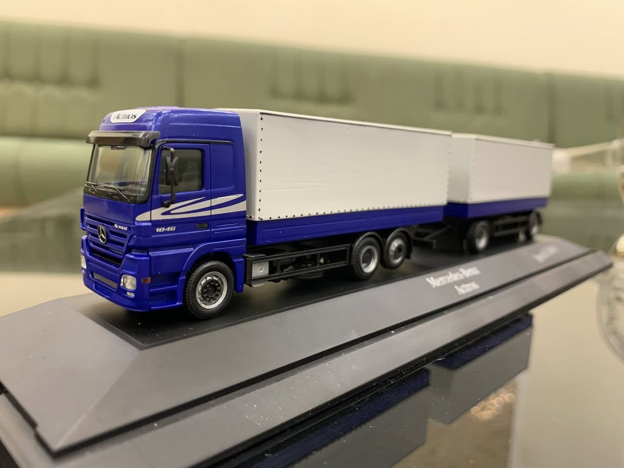 Mercedes.     Actros 2846


**إذا كنت صاحب هذا الإعلان وتريد حذفه لأي سبب، رجاءا أرسل رسالة إلى الدعم الفني**