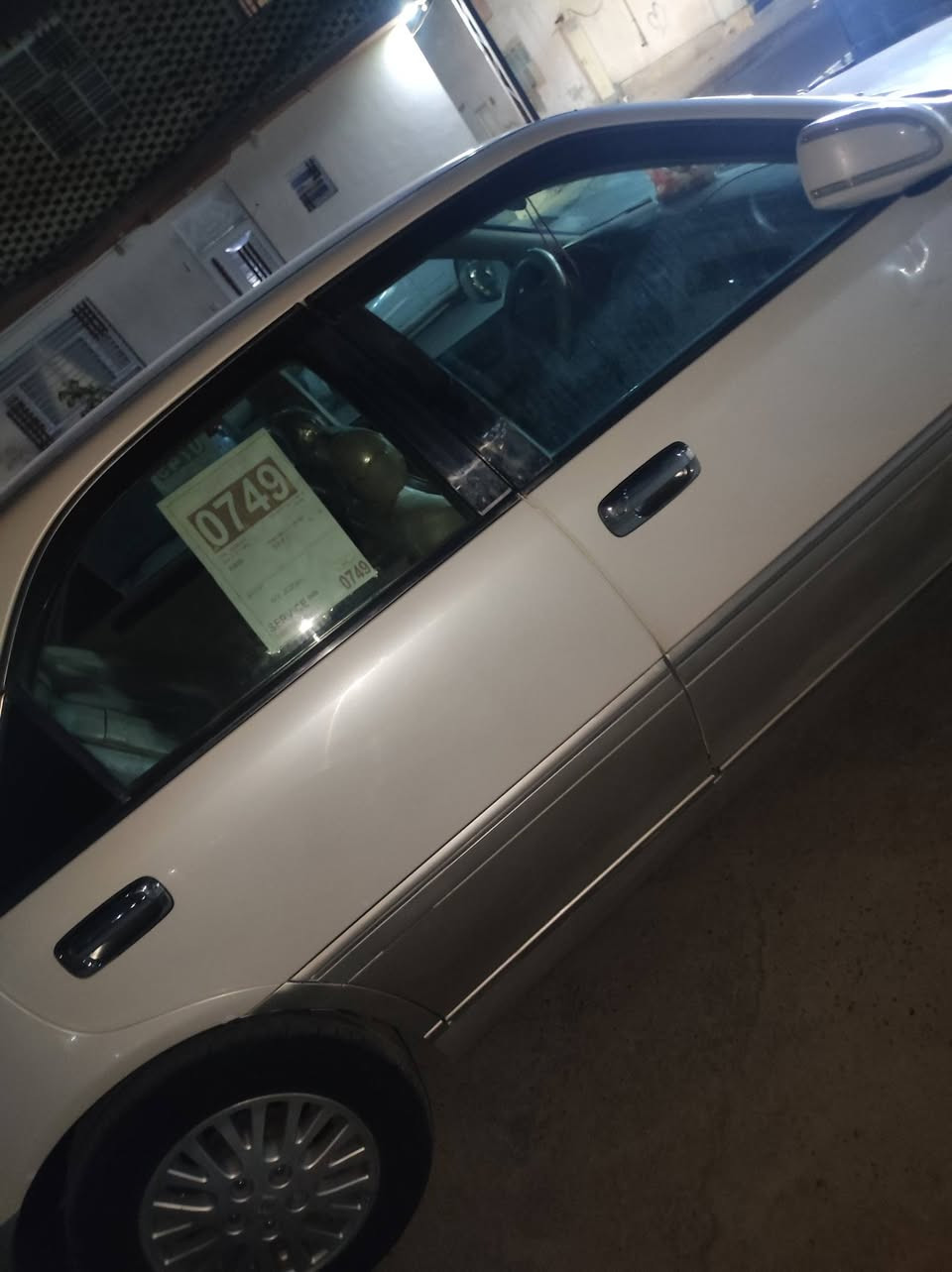 ملكه  موديل 2002 مدفوع كمركه سياره نظيفة سعرها خاص اليحب يتواصل بلخاص او لاتصال عل رقم
***********
