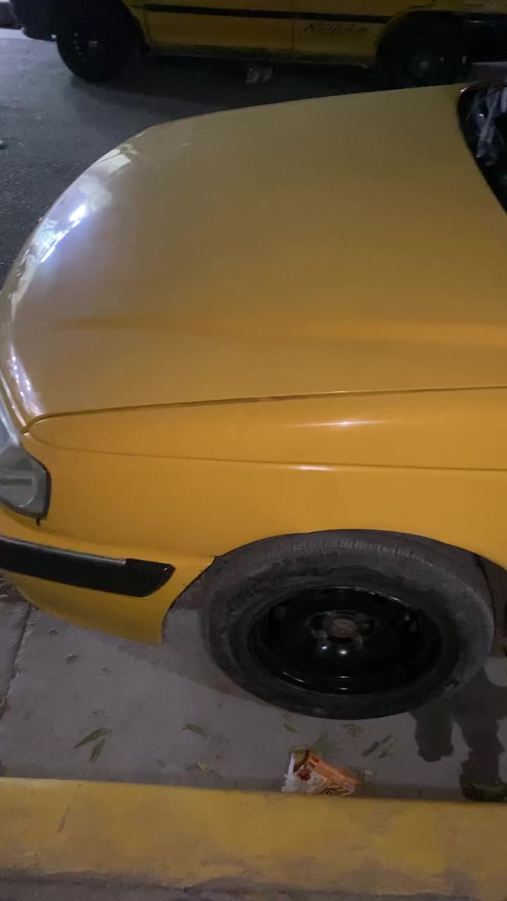 بجو بارص 2015 مكفوله مكينه كير ضربه سياره باسمي مصفره هيئه وغرامه السعر 45 وبيها مجال الجيتكم مكان شعب مقابل المحكمه  رقم ***********
