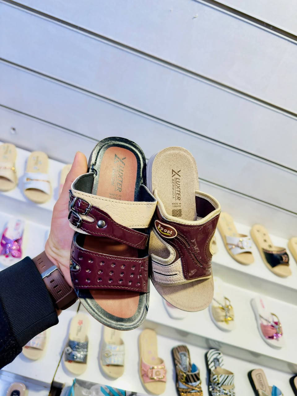 شحاطة طبي درجة اولى.. تركي 
شبابي ... ولادي ... طفل ... 
سعر الدرزن الشبابي32 الف. 
سعر الدرزن الولادي 30 الف. 
سعر الدرزن الطفل 28 الف.  
*كمية محدودة. متوفر كل الالوان
🚛يوجد توصيل لجميع المحافظات. 
https://t.me/wadq_g99


**إذا كنت صاحب هذا الإعلان وتريد حذفه لأي سبب، رجاءا أرسل رسالة إلى الدعم الفني**