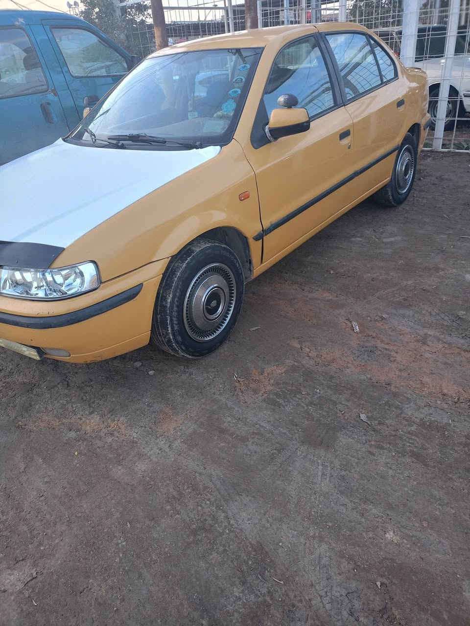 سلام عليكم سمند للبيع مصبوغه صبغ جمالي مضروبه فقط جنطه مكينه مجفته صارلهه شهر كير ما بي شي خير من الله المكان ديوانيه قضاء الشاميه السعر 25وبيها مجال رقم تليفون ***********
