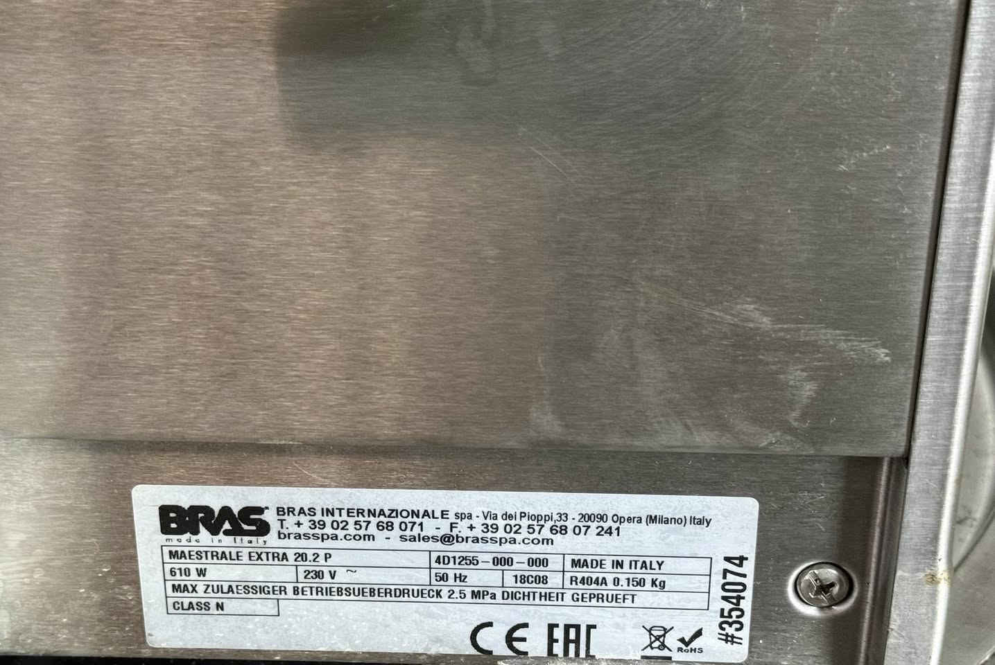 مكينه عصير ايطالي 
استعمال شهر واحد 
السعر 700 وبيهة مجال 
بغداد الامين الثانية 
***********
