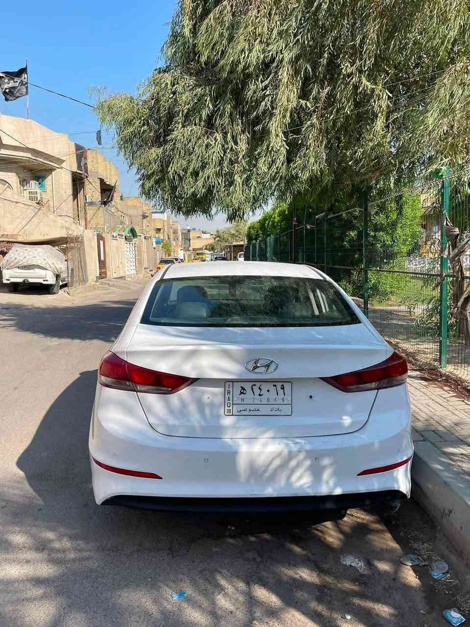 سياره النترا موديل ٢٠١٨خليجي جاملغ الجهه اليسره صبغ شبر جاهزه ١١٥وبيه مجال بسيط***********
