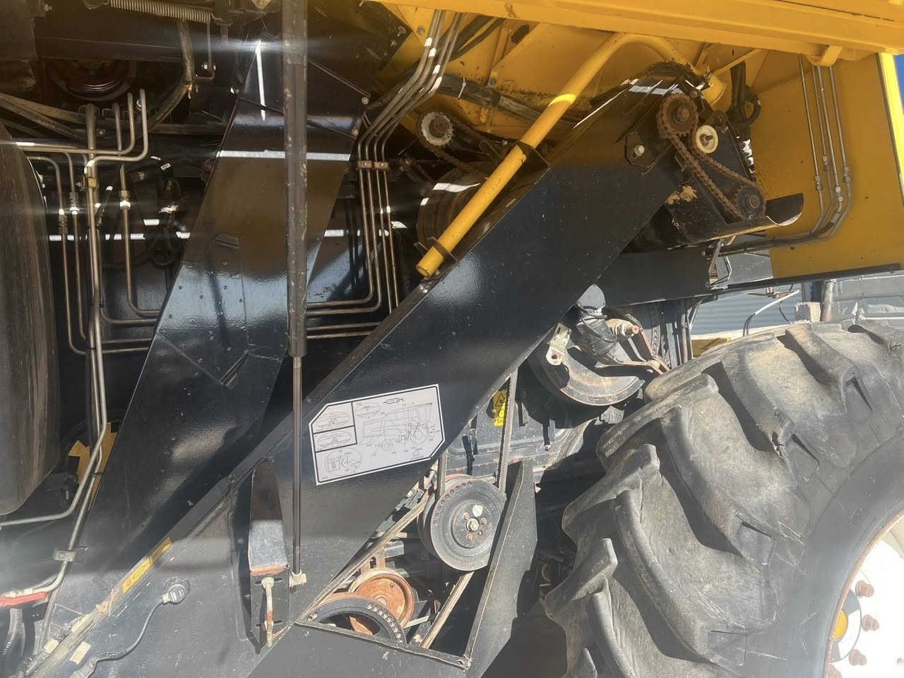 سلام عليكم حاصوده للبيع نيوهولند دولفين موديل 2014
عنوان موصل برده رش التفاصيل اكثر أتسل على الرقم ***********اسيا
***********كورك
