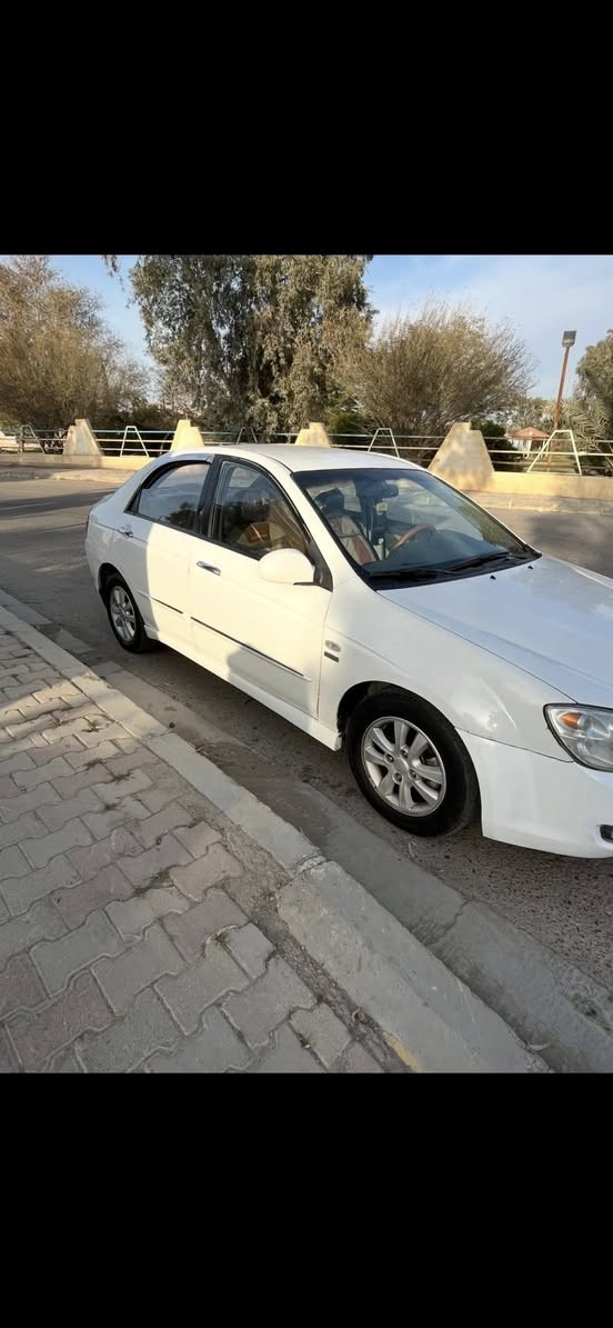 السلام عليكم 
سبكترا ٢٠٠٨ خليجي محرك ١٦٠٠ دوش جديد مال گصه رقم الانبار تحويل مباشر بيه جاملغ خلفي وبيه الداير مال الجاملغ الثاني و السونار موجود بالمنشور للبيع  و السعر ٧٧ وبيه مجال / مكاني الانبار الرمادي / ***********
