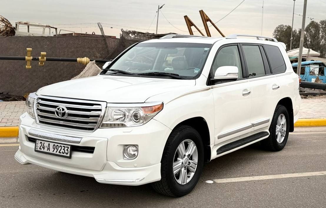 السعر345الستفسار ***********تيوته لاندكروزر 2013 خليجي بريم اصل بريم فول مواصفات واحد علاواحد مكفولة عامه بيهه ملا حضتين بل دور مال جاملغ امامي بي صبغ والدور مال جاملغ امامي الثاني بي صبغ والباقي مكفول كفاله عامه ضربه وتبديل وبارد وفتح مكينه6سلندر وكير مكفولات حداديه تخم تاير ستوني شادهن تبريد ثلج السياره فول مواصفات فتحه تحكم ستيرن كامرات السياره معروفهه موصفاته السياره بريم اصل جديده وجاهزه معنه الكلمه مال جناي رقم نكليزي سنويه2029تحويل مباشر مكان السياره كربلاء
