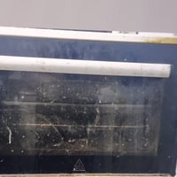 فرن نضيف للبيع سعره٥٠ الرقم ٠٧٨٤٧٠٩٩٥١١