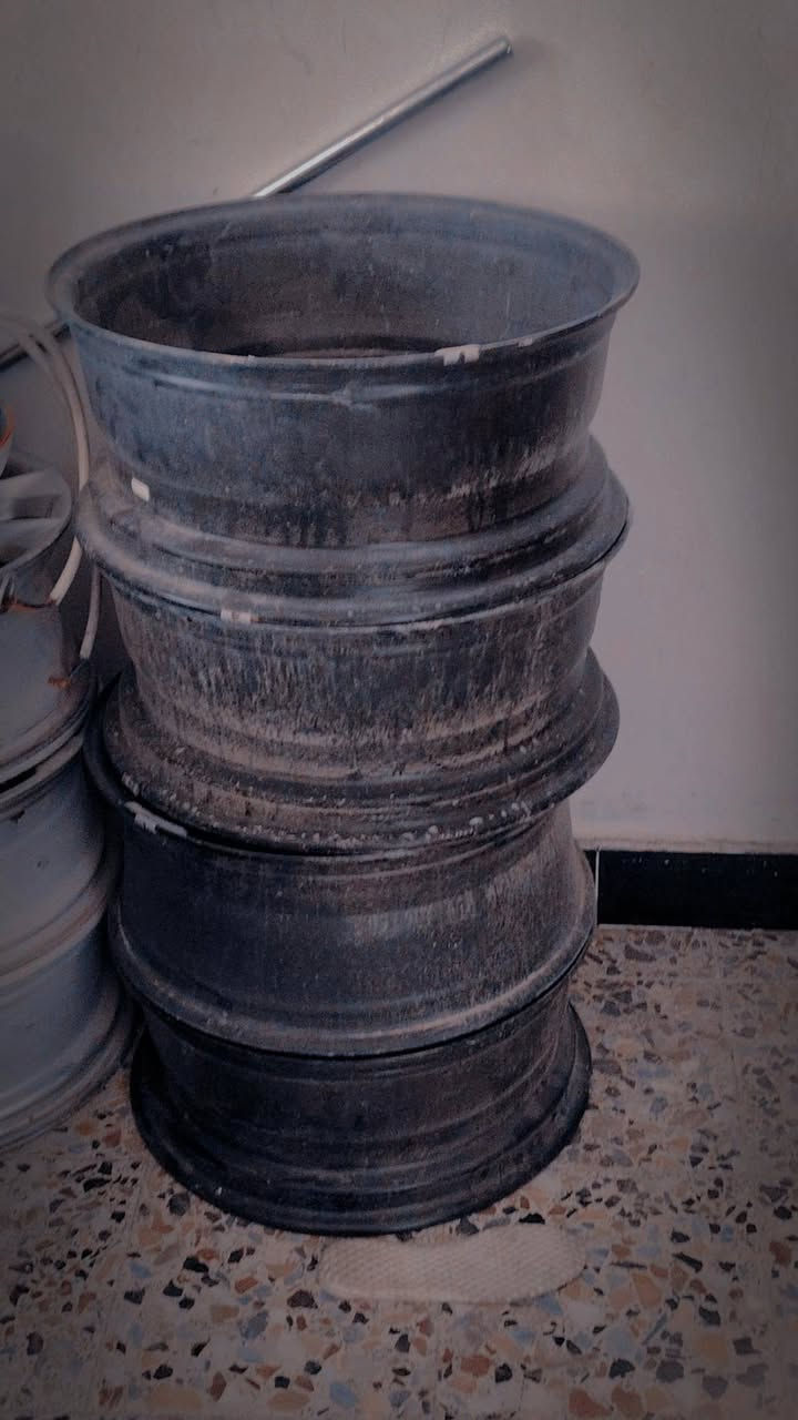 ويل جارجر بوليسي خمس براغي مع الحساسات مودي 22   دولار ٣٥٠ من دون تاير
***********
