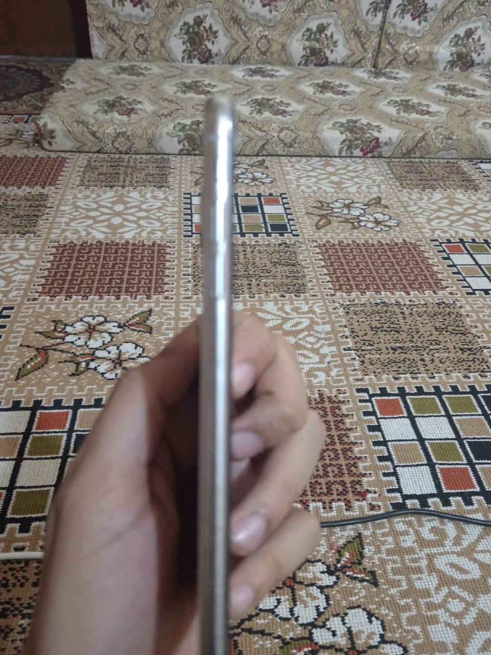 ايفون اكس ماكس مامفتوح مكفول نظافته ١٠٠/ البطارية ٧٧
السعر٣٠٠ 
***********
