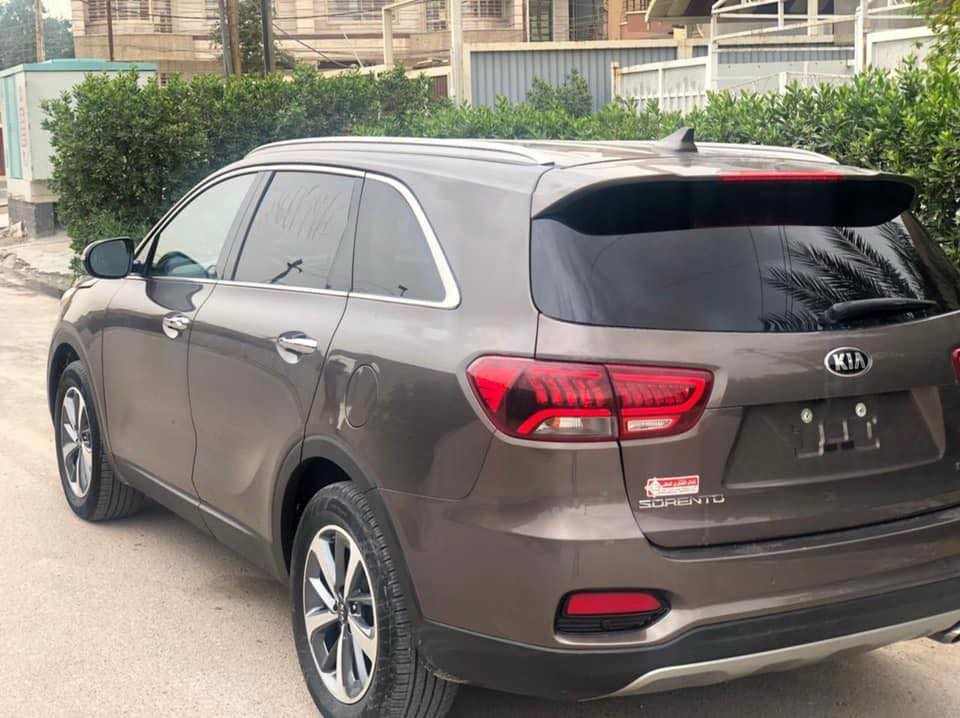 سورنتو امريكي موديل (2019)للبيع فقط
رقم بغداد 
6 سلندر 
7 راكب
3 قطع تبريد
بصمة تشغيل وابواب(عدد2) فول عنده الفتحة
كشنات جلد
كشنات كهرباء 
حساس امامي خلفي
صندوك كهربائي شفط 
بك لايت ليد
3 انضمة قيادة
كيج زئبقي 
دبل شباك
منافذ شحن 
شحن لا سلكي
تحكم ستيرن جهتين
قمارة حديد
السيارة كلش حلوة وبالواقع احلى من الصور
كير مكينة مكفول على وضع الشركة
ماشية (65) الف
السيارة حادثه بنيد وباب خلفي بارد ع كد شبر
السعر (170) وبيه مجال 
الاستفسار ***********
