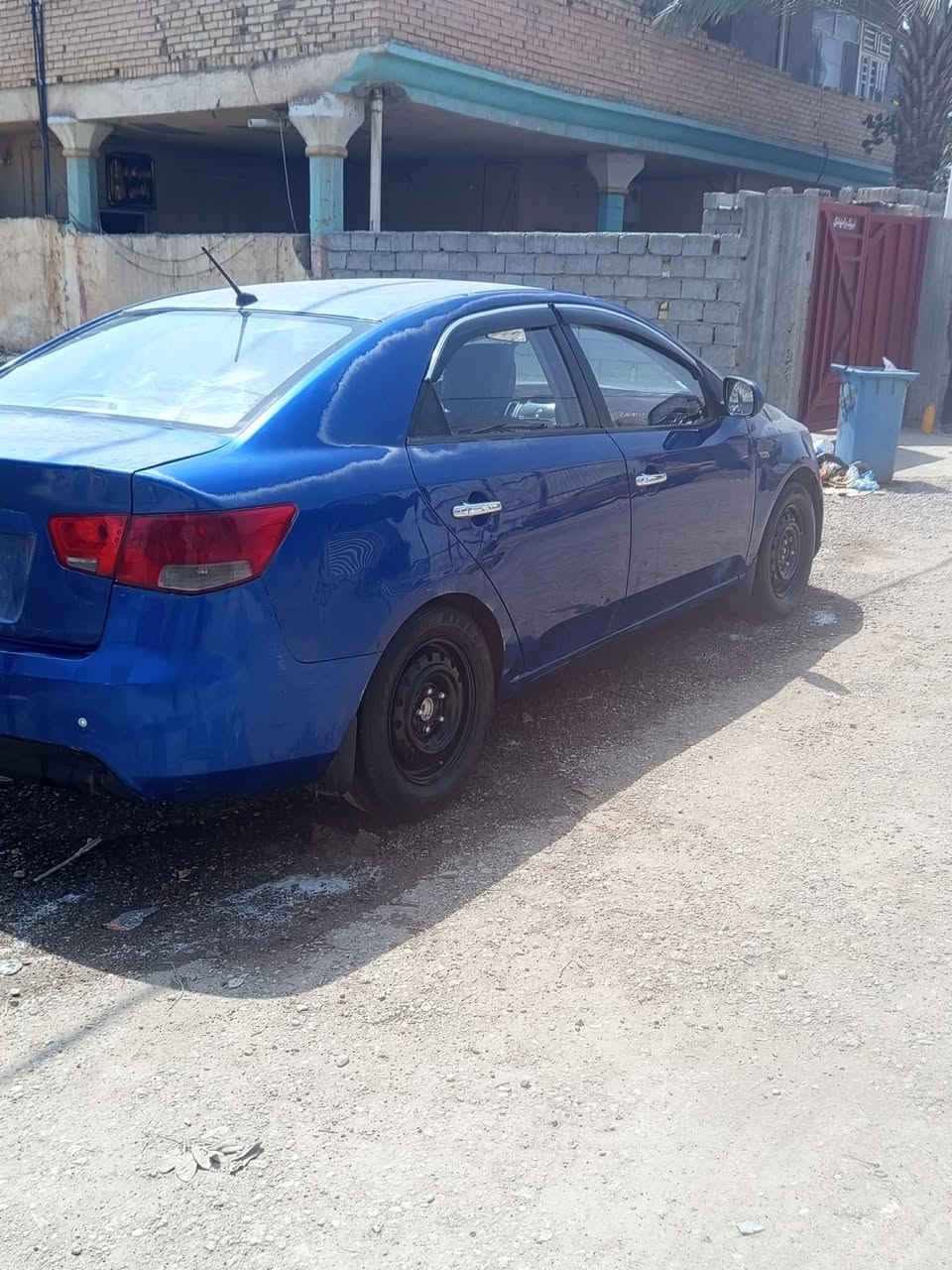 للبيع سيراتو موديل 2012 خليجي السعر 75 مجال بسيط مكينه وكير وحداديه وتبريد مكفول بيها قطع صبغ سبب الجراد بأسمي سياره شرط التحويل مكان سياره الحله للأستفسار رقم صاحب السياره ***********
