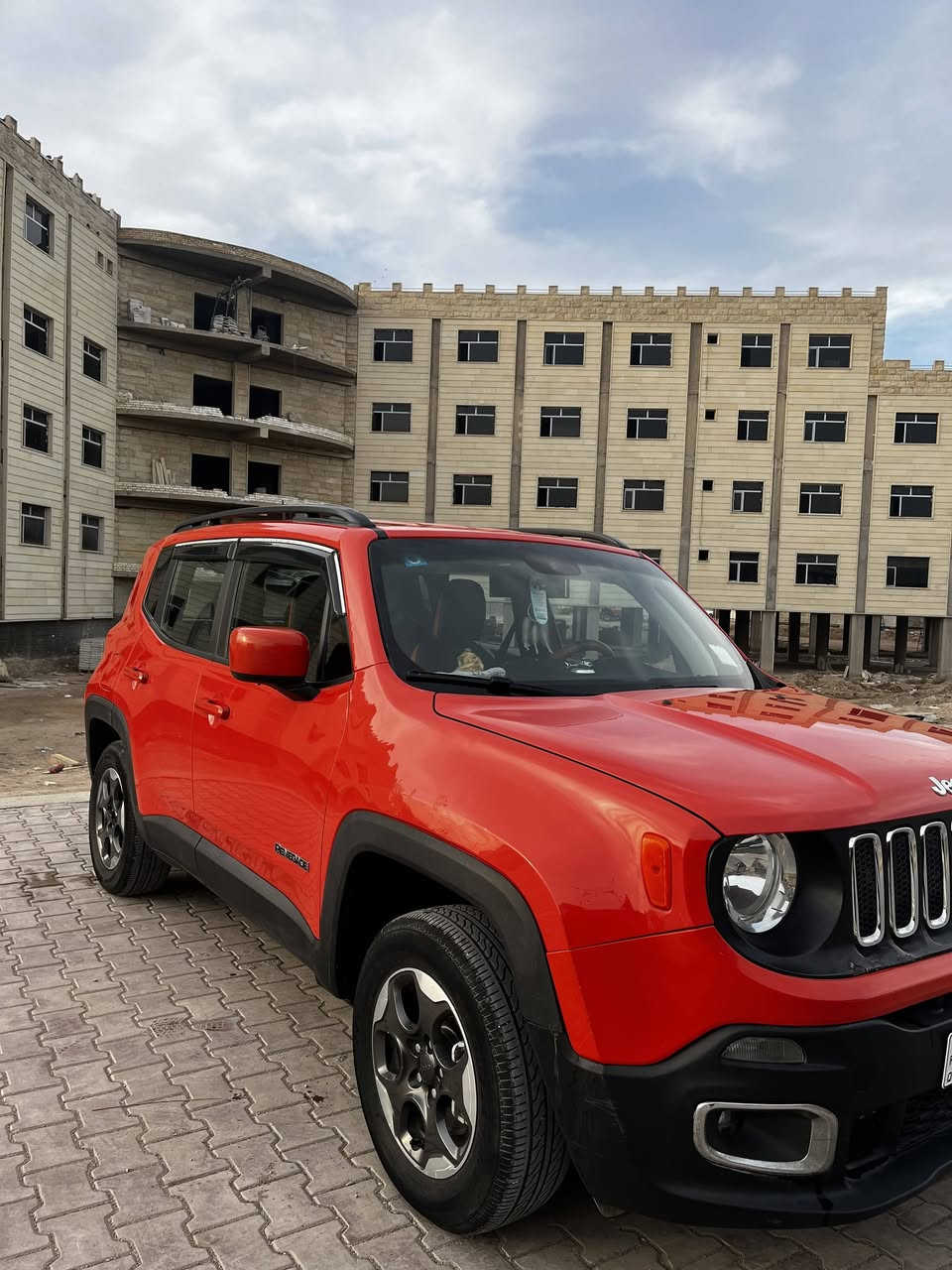 السلام عليكم
جيب رنكيد موديل 2018

لون برتقالي 

مكينه 2400

سيارة رقم واسط جديد 

حادثها فقط جاملغ امامي 

مكان السيارة كوت خاجيه 

السعر 135 و بيها مجال 

للاستفسار 

‏‪***********‬‏
