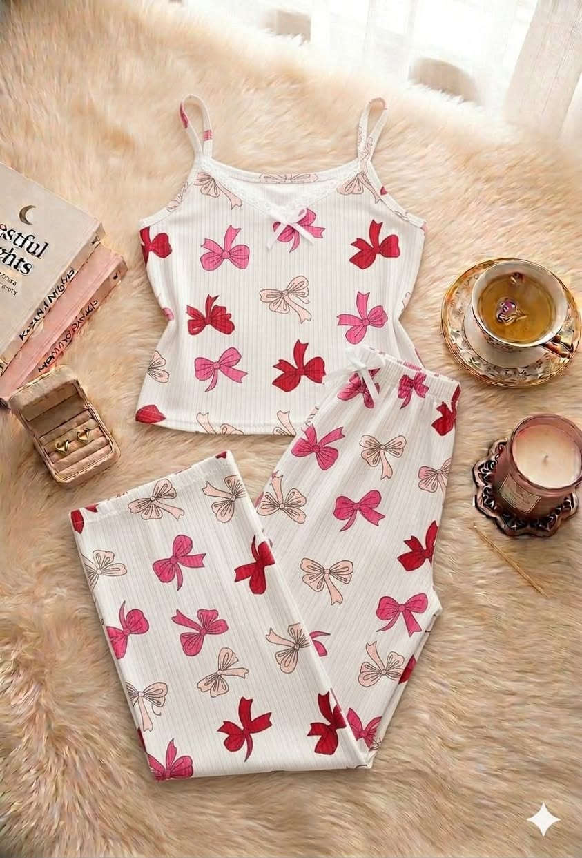 *📸بافخم واجمل مودلات 📸* 
*🎀طقم فيزون نسائي 🎀* 12 
*🧶قماش قطن ريب مرتب ومكفول🧶* 
*👇🏻مقاسات ون سايز👇🏻*  
*📏بلبس من وزن 50 حتا 75📏* 
*
*🛍️جاهز لتسليم لفوري🛍️* 
*📦كميه مفتوحة📦*
81070462


**إذا كنت صاحب هذا الإعلان وتريد حذفه لأي سبب، رجاءا أرسل رسالة إلى الدعم الفني**