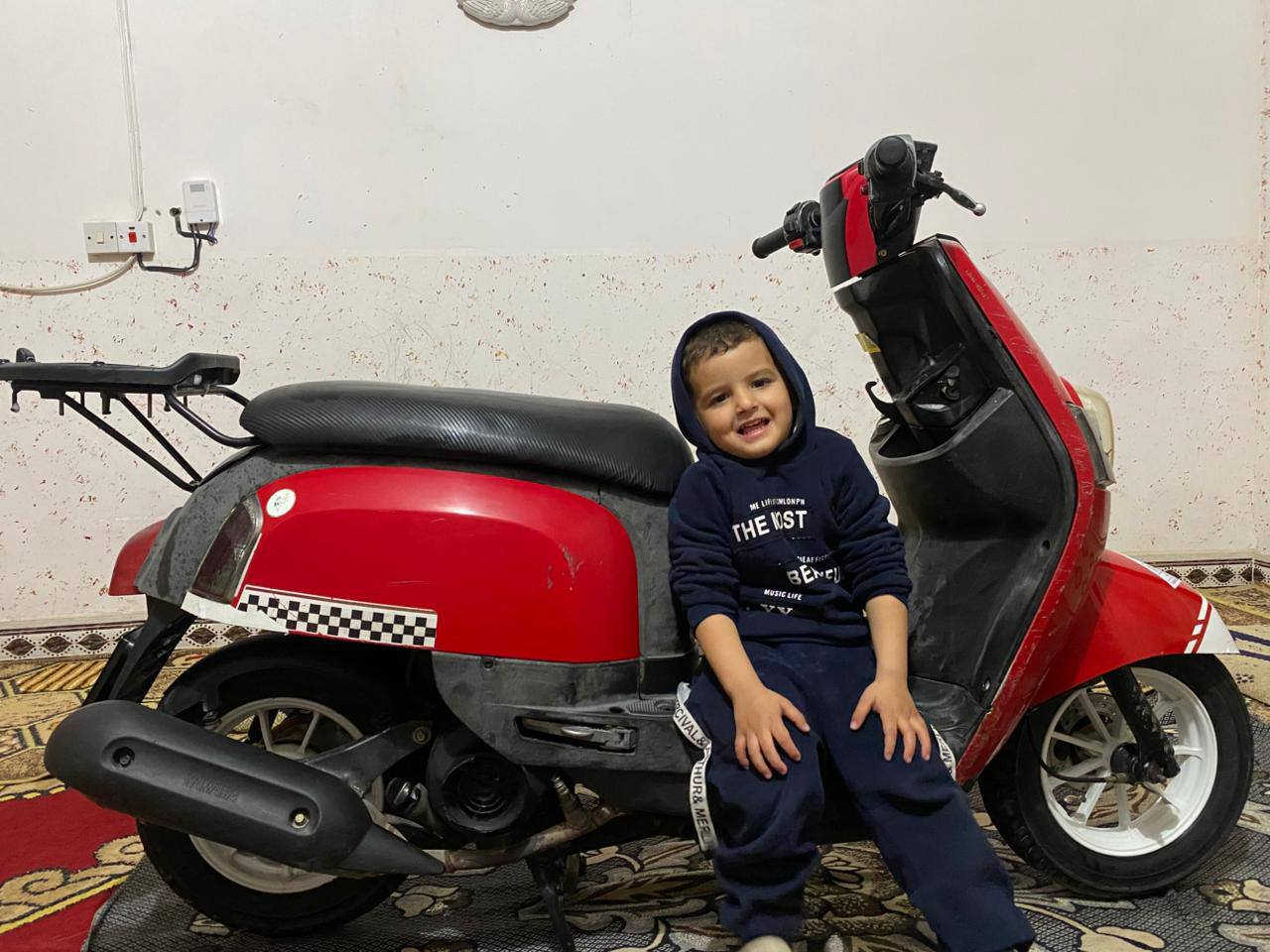 سلام وعليكم شباب.. 
دراجه بوليس نوزل للبيع.. 
دراجه خير من الله نصبه وشلعه ومعدل.. 
كهربائيات كلها شغاله.. 
ويل رياضي... 
سيبايه كلش حلوه.. 
اشاير ورماش وي دوسه لبريك.. 
دراجه بانزين محسن +دهن اصلي
دراجه ماطلع بيها اصلن مجودره بلبيت... 
ولنضافه شوفت عينك كلش نضيفه.. 
للبيع السعر٦٠٠ ولشراي بي خير ويدلل ولماعنده ياخذها بلاش اخوان... 
وبيكم خير وتدللون.. 
 رقمي‏‪***********‬‏ بي واتساب اجاوب بكل وقت.. 
اخوان شراي فقط رجآ لتراسل خاص اتصل فقط 
📍مكاني بغداد/ليوسفيه
