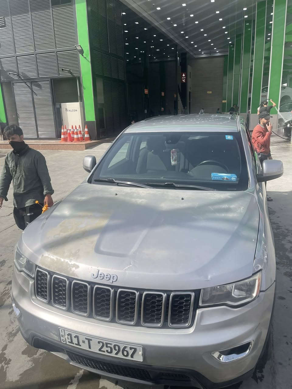 جيب لارديو امريكي 2017 حادثه بنيد فقط فقط صور الحادث موجودة مناقصه برغي صدر كير مكينة تايرات اي كلوب بلدشبول ماكو  شاشة جبيرة حساس خلفي اوتساترت ستوب  شفتات تحكم رادار خلفي فور ويل السعر 17500 
***********
