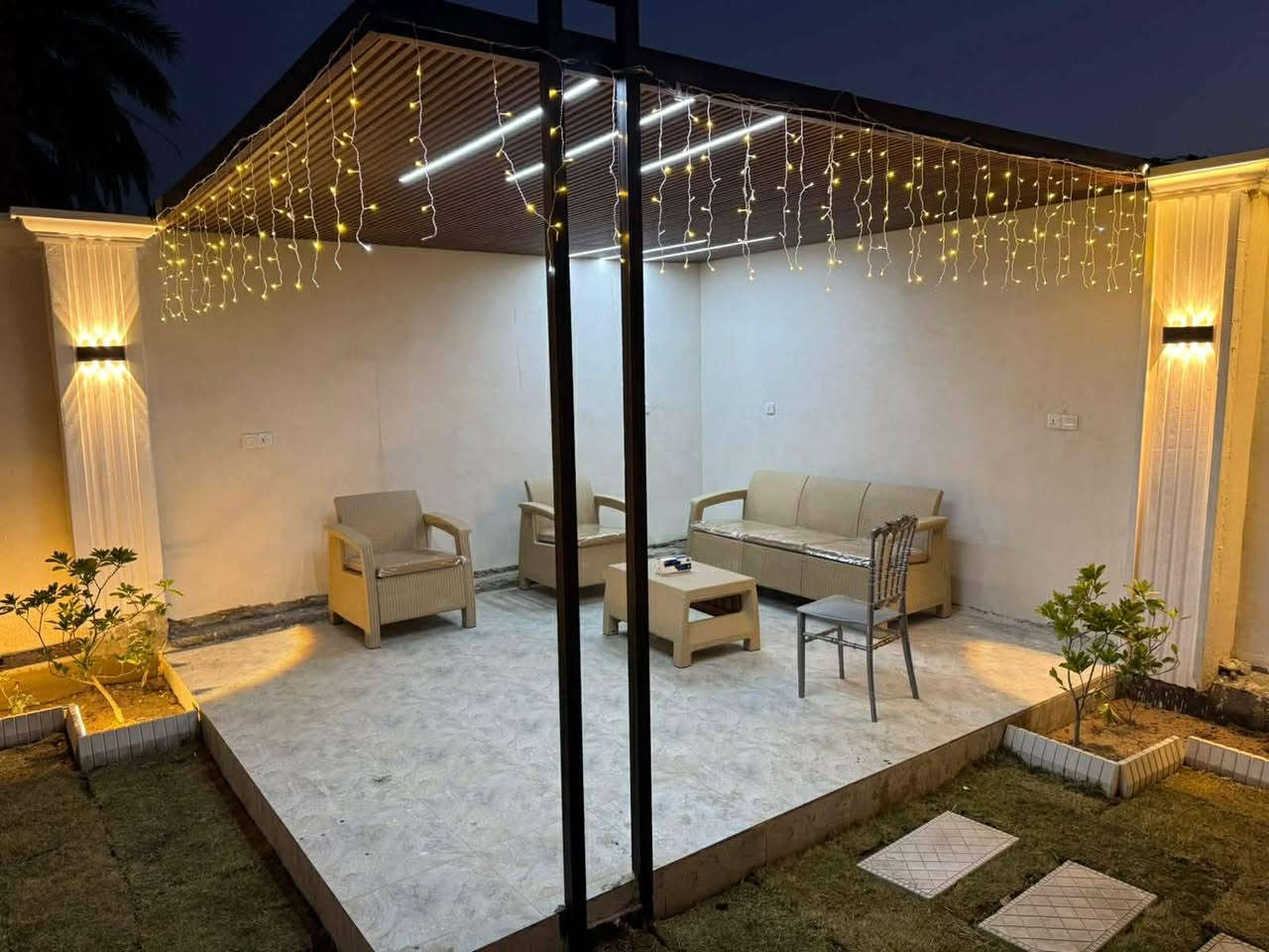 🌴 مزرعة فيولا للإيجار اليومي 🌴
مزرعة مميزة وموثوقة على تطبيق أجرلي، مناسبة للعوائل والجلسات الجميلة.
✨ المميزات:
🏊‍♂️ مسبح مغلق بالكامل
🌳 حديقة كبيرة وجلسات خارجية
🔥 مكان مخصص للشواء (باربيكيو)
🎮 ألعاب للكبار
🧸 ألعاب للأطفال
🛏 غرف نوم عدد 2
🏠 صالة كبيرة
🍽 مطبخ داخلي مودرن
🚗 كراج داخلي يتسع لأكثر من 4 سيارات
📍 العنوان: بغداد / الدورة / البوعيثة
📞 للاستفسار والحجز:
***********
متوفر اتصال وواتساب
