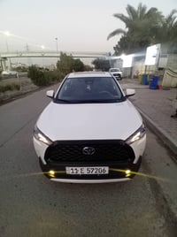 للبيع كورلا كروس 2024 وارد خليجي(صيني) هايبرد ماشية 38 الف كيلو فول مو...