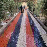 عمل انواع المقرنص، والمرمر، والبورسلين، والساقيه والكربستون ،والبازلت ...