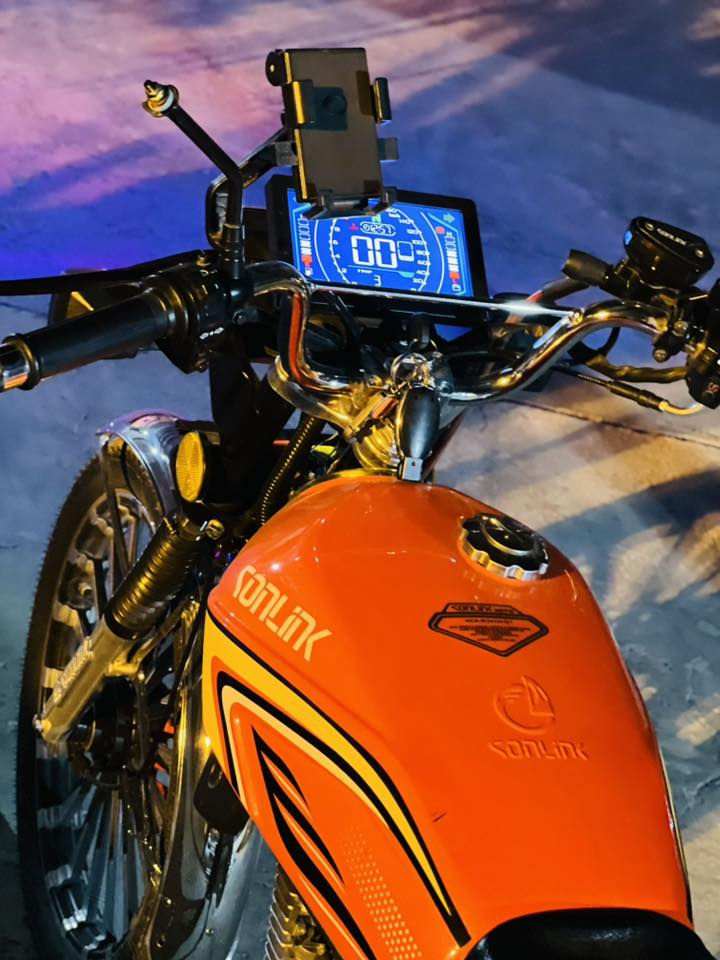 سافان للبيع موديل 2025  نظافه 100‎%‎ استخدم قليل من البيت للمحل
اخذتها زيرو قبل 3اشهر
للاستفسار الاتصال رجاءا مو شراي لاتتصل 

 
‭0787 254 6981‬
