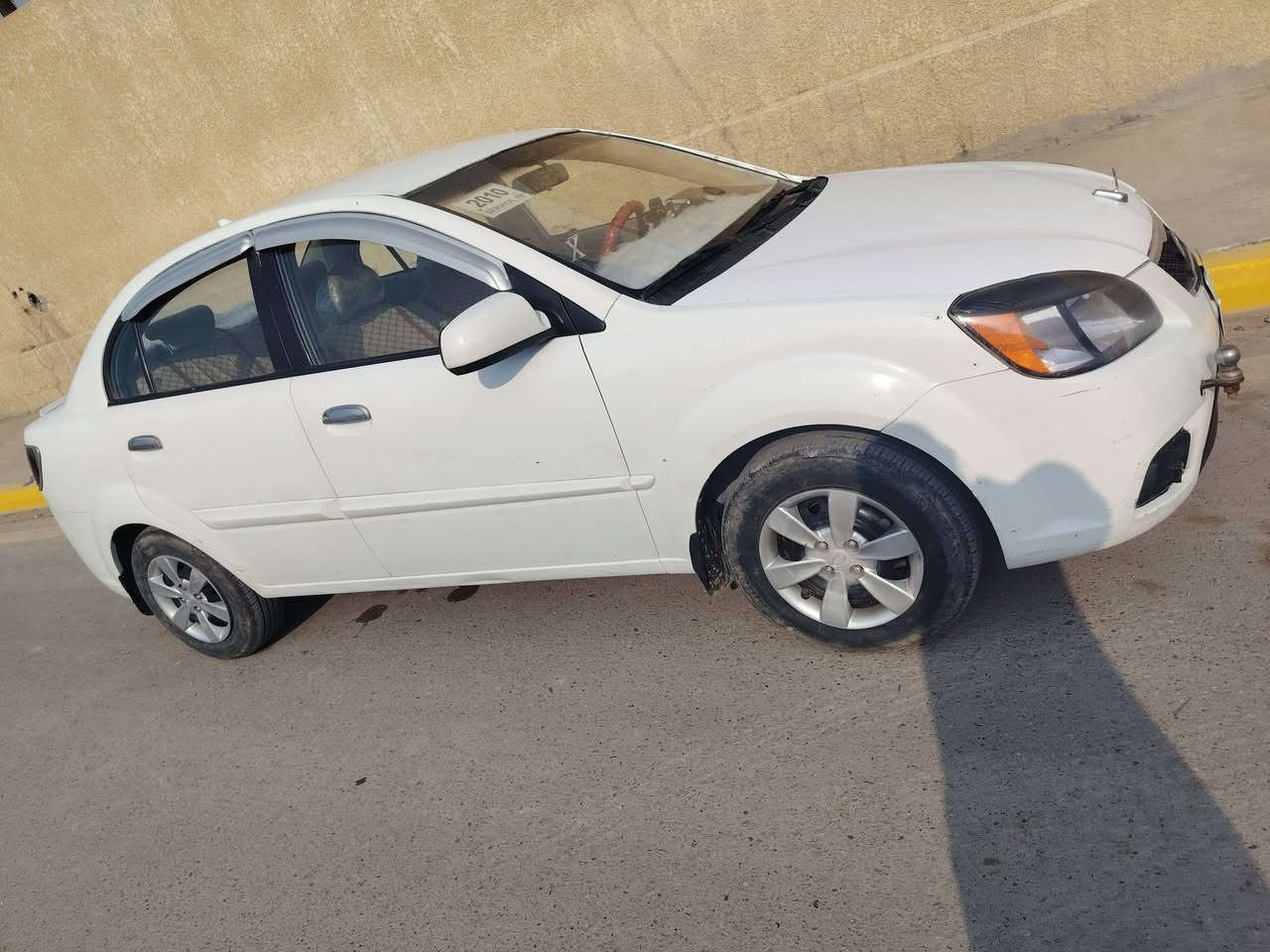 ريو وارد امريكي موديل 2010 مكينه 1600 ابيعك حزام سياره حلوه ونضيفه كير مكينه كفاله سنويه ورقام جدد قبل سبوع تجددن وسياره بسمي السعر 80وبيها مجال مكاني كنعان***********
