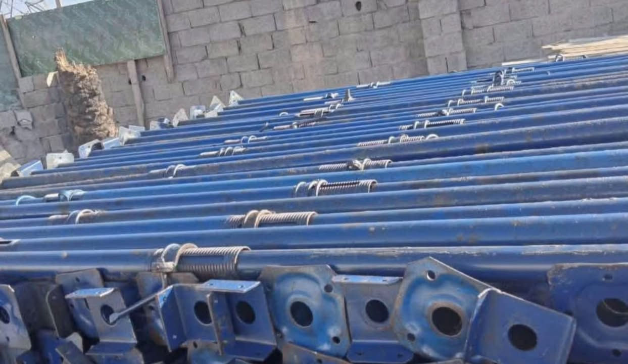 ༺═══   🏗️ مكتب وساحة الإعمار 🏗️ ═══༻

✅ بيع • شراء • تأجير

🔸 جكات (1م - 2م -3م -4م و5م)
🔸 سكلات (60 - 80 - 90 - 120) وسكلات 3م
🔸 فخات عادية ورباعية 
🔸 دنك بجميع القياسات
🔸 مصاعد مواد البناء (ونج) 
🔸 عربانات حمل
🔶بولطات 
🔸 مولدات كهربائية
🔸 كمبكترات (دكاكات)
🔸 حادلات صغيرة وكبيرة
🔸 ساقولات 
🔶كاصوصه كونكريت
🔸 دراب خشب جديد
🔸 براميل جديد ومستلزمات مواقع البناء 

💯 ليش تتعامل ويانا؟

✔ أسعار منافسة
✔ معدات جاهزة للتسليم
✔ بيع بالجملة والمفرد
✔ شراء وبيع المستعمل
✔ خدمة سريعة وموثوقة

🚚 نوصل إلى جميع محافظات العراق وكافة مناطق بغداد

📍 العنوان:
بغداد – البلديات – تقاطع الكهرباء – باتجاه مخازن الإسمنت سابقًا.

🛑للتواصل:

 منتظر: ***********
 عبدالله: ***********

