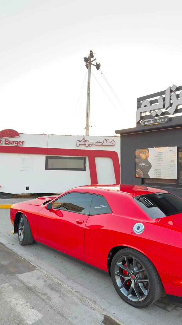 دوج جالنجر 2022 GT تقرير غرق رقم بصره بااسمي ماشيه 37 السياره جديده بمعنى الكلمه السعر 193 وبيه مجال قليل *********** مكانً السياره بصره

