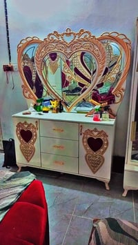 غرفة نوم تركيه مستخدمة بسعر مناسب 07836339539