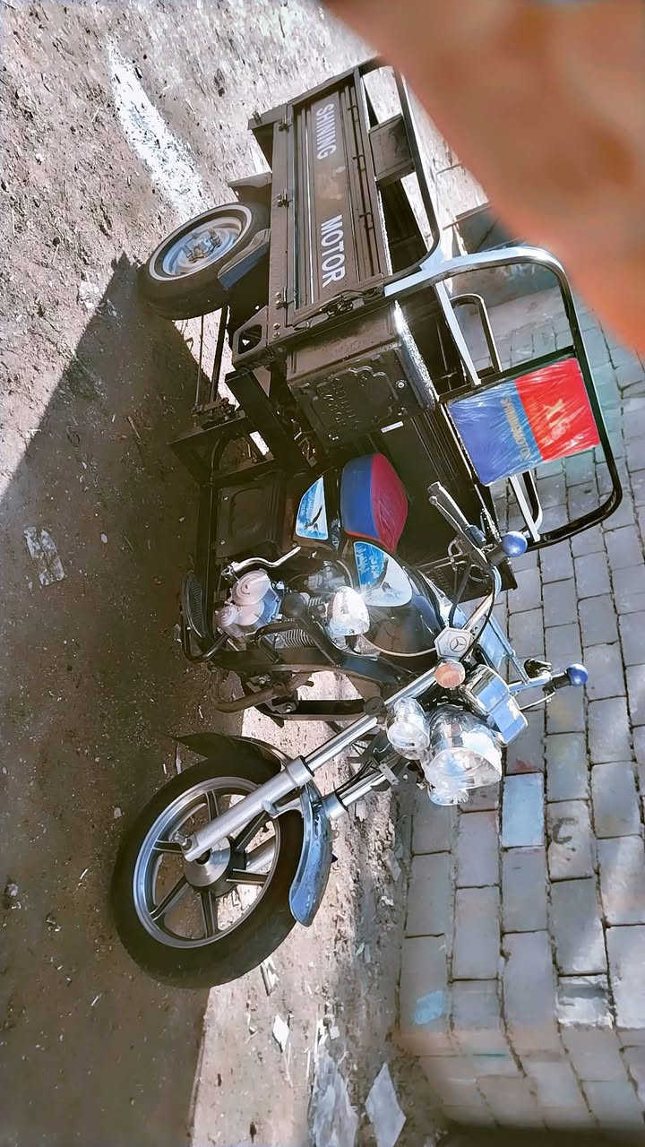 السلام عليكم شباب ستوته كربلائيه  للبيع موديل 23 ستوته مكفوله كفاله عامه ستوته نضيفه كهربائياته شغاله كله اصولياته كامله بأسمي السعر (2500)  المكان البصره حيانيه وبيه عداد اكتروني وبيها سبير الرقم ***********
