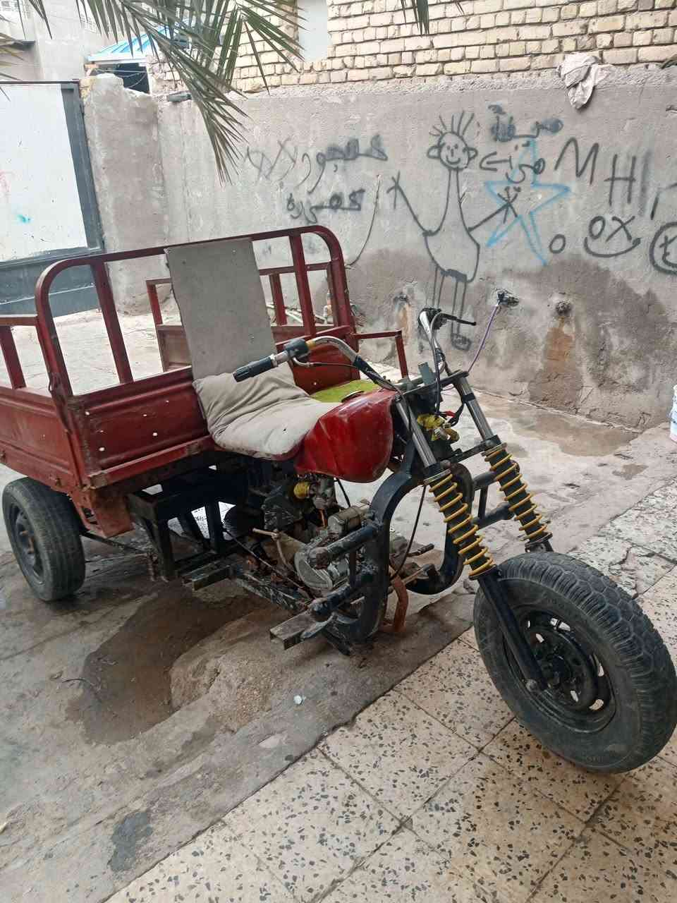 سلام عليكم ستوته عوزه شرك السعر 400وبيه مجال بدون اوراق قفله 350
رقم الهاتف ***********
