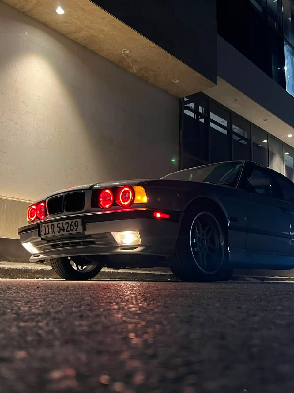 السلام عليكم
BMW
مديل 1991
525 
تزويد M
محرك 2500 مفتوح محركهاا البلاد لا تنقيص ولا تبخير كفاله 
كير كفاله 
سستم لد امامي متكامل وشغال 
كهربايات شغاله 
بك لايت دخاني 
ويل M 
تاير جديد تو سايز 
دعاميات خلفي امامي M
شاشه كار بلي 
دمام صوت 
جام كهرباي
دواخل جلد ابيض واسود 
فتحه سلايت 
السعر 60 وبيها مجال قليل 
مكان السياره ذي قار 
***********

