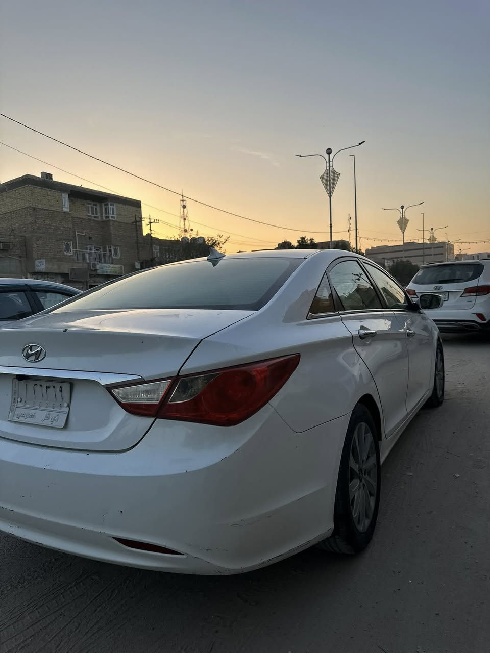 السلام عليكم 
سوناتا امريكي موديل 12 السعر98
بيها تبديل بنيد ورشات تجميل قطعتين الجهه اليسرى
مواصفات 
شاشه+تحكم جهتين
ويل كب 17
مانع انزلاق ***********
