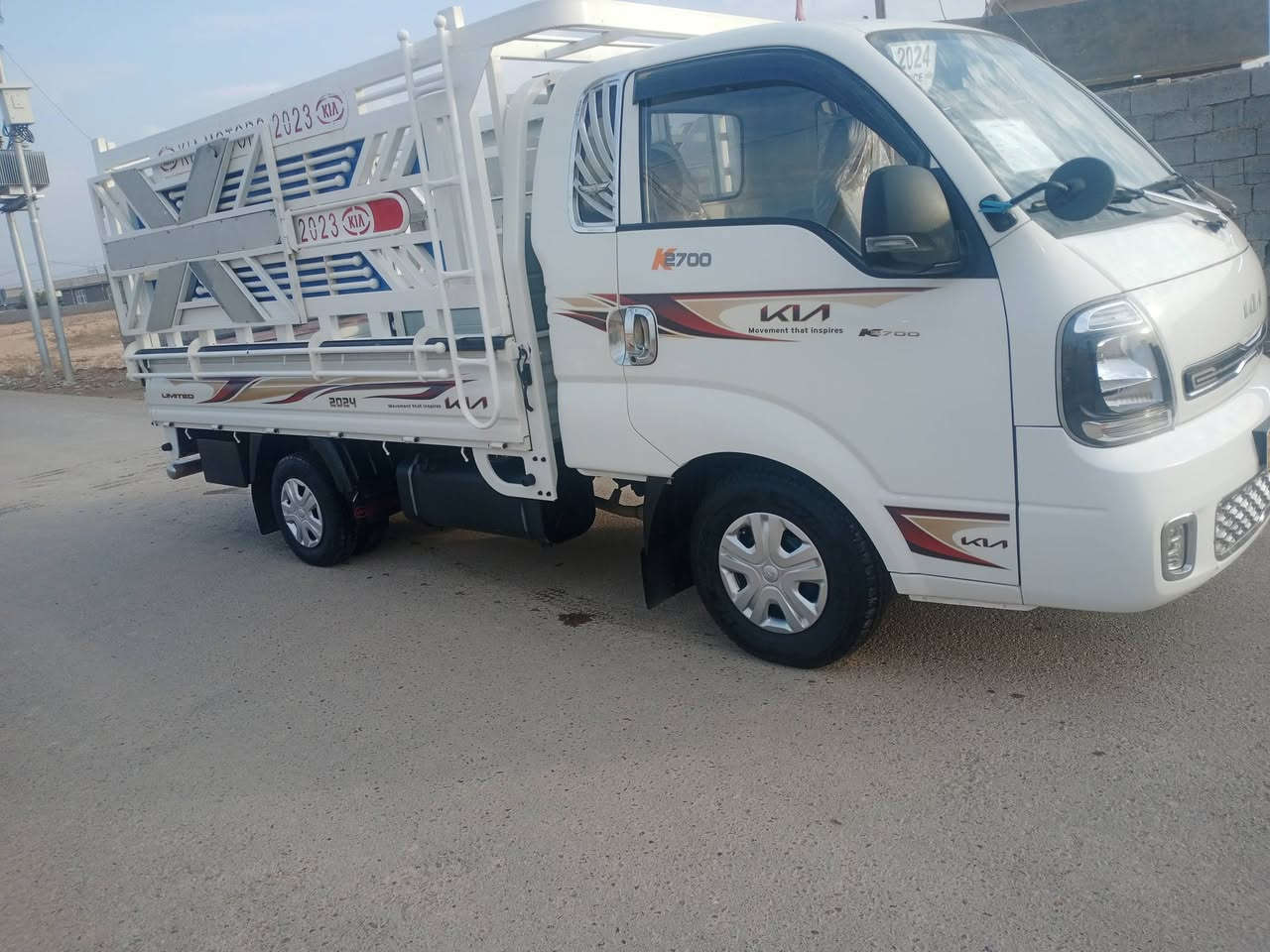 سلام عليكم كيه حمل موديل 2024سياره حلوه نضيفه بيهة صبغ من يم ماسحات أو تكحيل رقم بغداد تحويل مباشر  سعرهة 150بيهة مجال شراي خابر أو راسل مكان بغداد النهروان ***********
