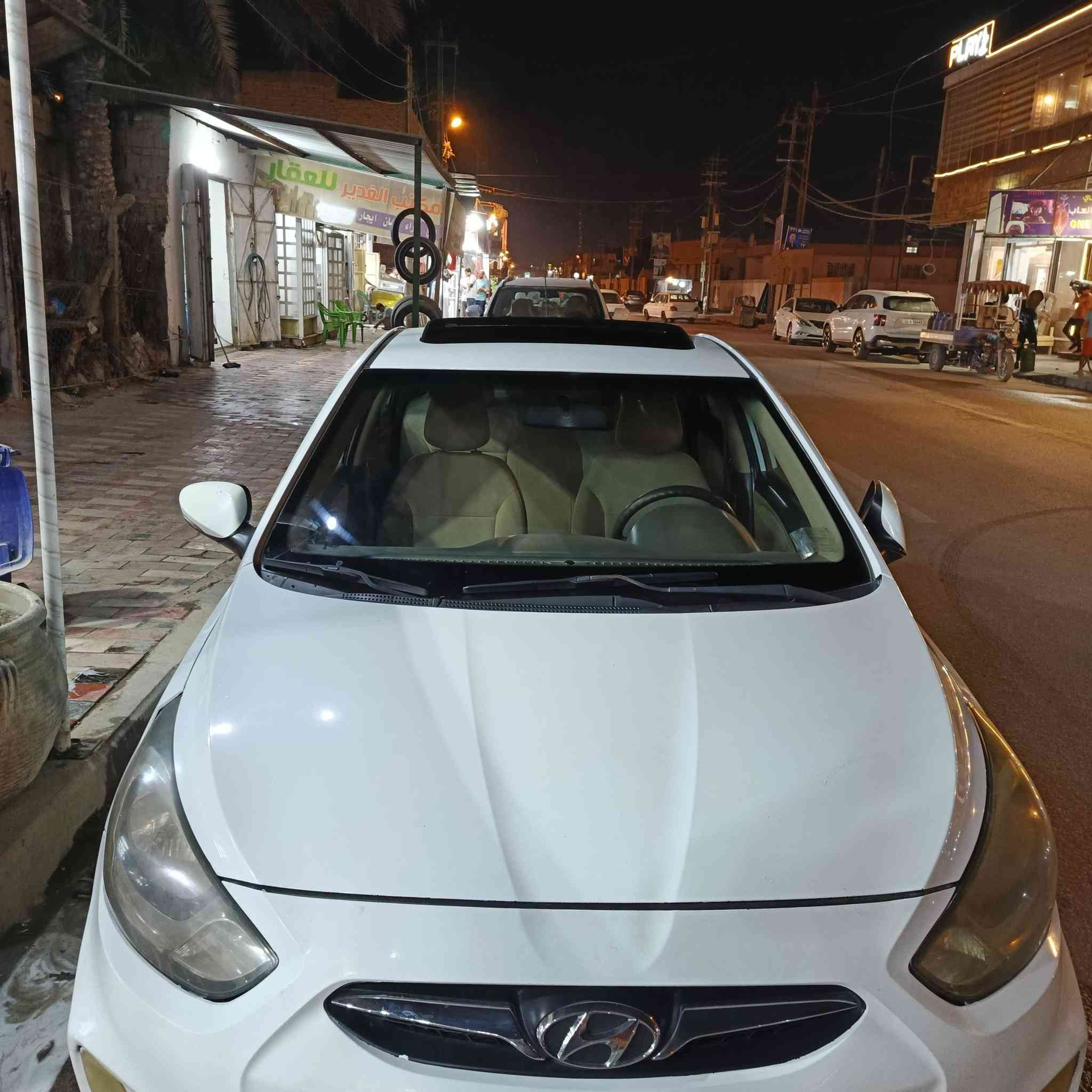 السلام عليكم  للبيع اكسنت موديل 12 فول مواصفات بلو رقم بابل مكينة 1600 دبل قطرة خمسة ويل كب اربع دسك خمس تجاوي فتحة بيهة صبغ باب الصدر فقط السعر ٩٧وببهة مجال للطيبين ***********هذا رقم التليفون واتساب بي \\\بيهة ال aps مال ستيرن عاطل فقط
