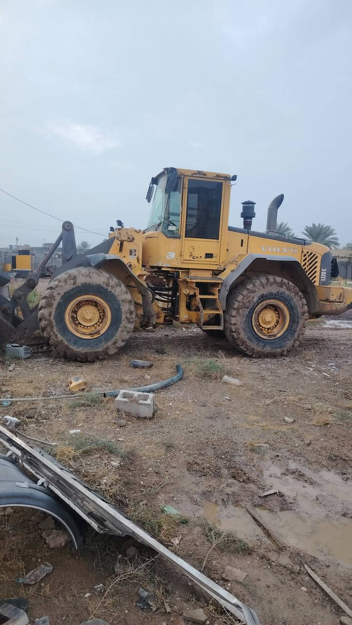 فالفو لبيع حجم 120 موديل 2002 مكان فلوجه الكرمه ***********
