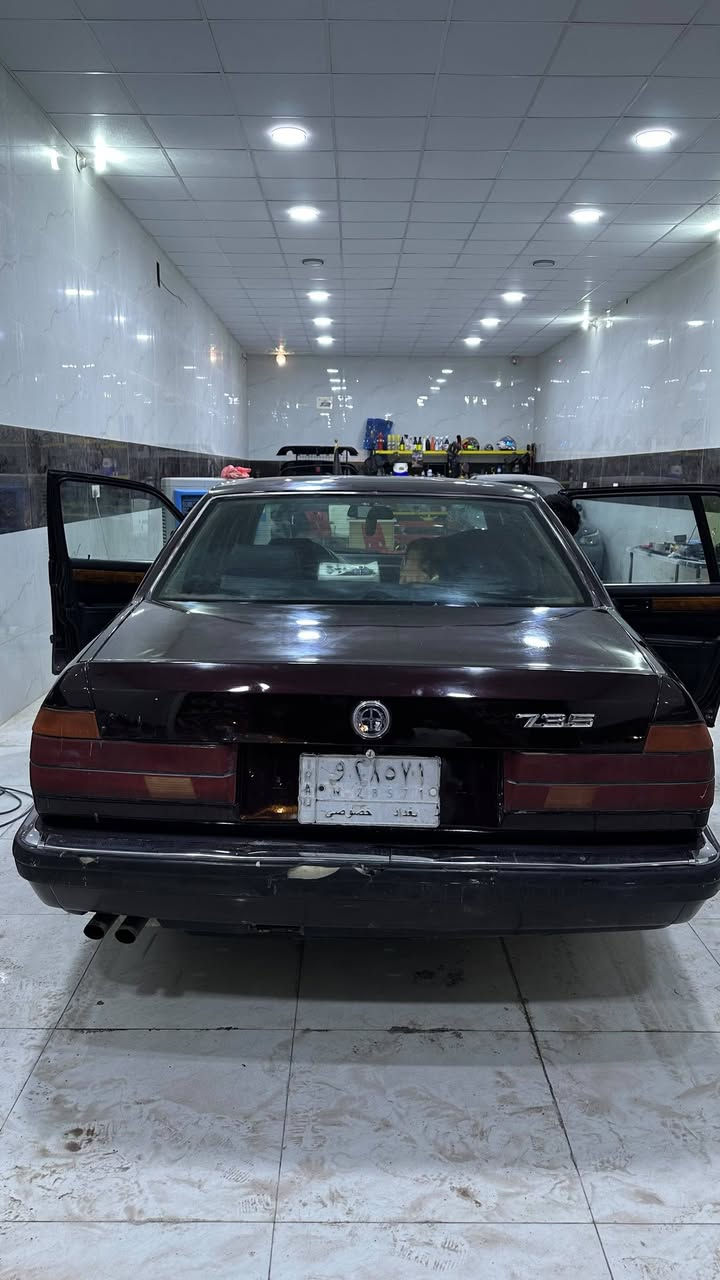 سلام عليكم 
BMW   735 اصل 
مديل 1991
رقم بغداد
راعيه من الرفاعي 
اللون ب سنويه احمر 
مبدل مكينه و كير و دشبول جديد
الكير بعده بوقت الضمان
السياره بلاد ما بيه صبغ 
السياره جاهزه ما بيه نقص 
#السعر 55 ورقه وبيه مجال حق الجيه
***********
شرط التحويل
