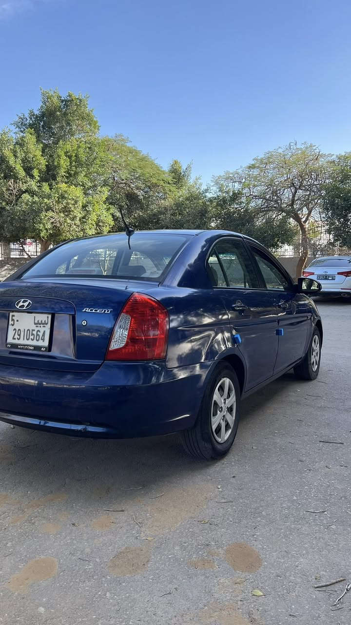 هونداي اكسنت موديل 2008 محرك 16 كمبيو توماتك مكيف شغال كربون موجود عيب لا سيريه قومات جديده  سعره البيع 13700 لي استفسار عله الرقم 0910987447


**إذا كنت صاحب هذا الإعلان وتريد حذفه لأي سبب، رجاءا أرسل رسالة إلى الدعم الفني**