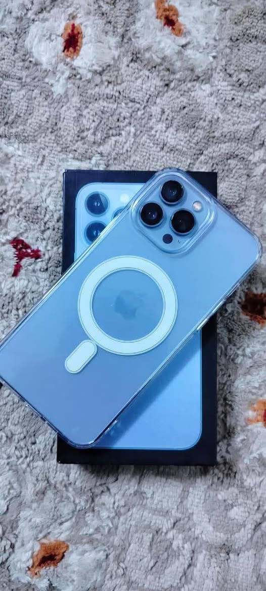 السلام عليكم ايفون ١٣ برو ماكس شرط مامفتوح كله بلادي ويا كارتون ذاكره ٢٥٦ بطاريه ٨٩ لوك الجهاز شخط مابي سعر 650 بيع مستعجل 
***********
