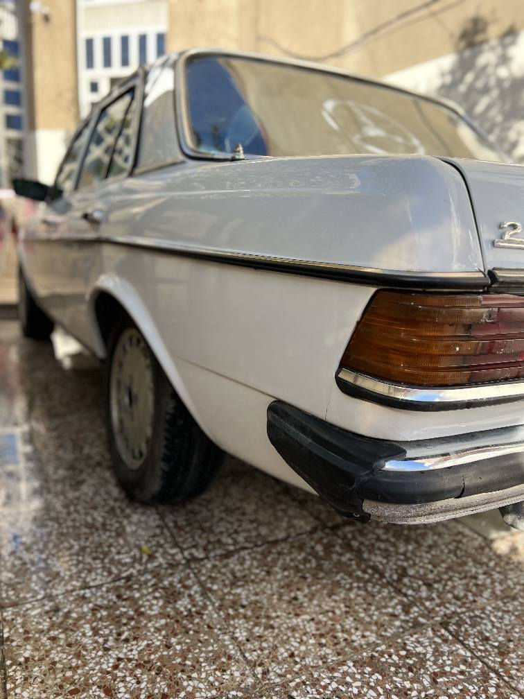 ابو جحيل موديل ٨٥ السياره فول وامعمره تعمير درجه اوله اسلايت شبح جام تبريد محرك ٦ سلندر تخم تاير سعرها ٧٥ ورقه بيع او امراوس  تلفون *********** بغداد, العراق
