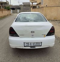 سني • ٢٠١١ • للبيع