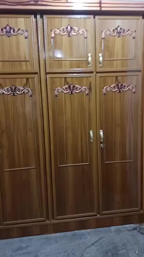 سلام عليكم ورحمة
غرفه اللبيع سينسي بعده جديده صارلي شهر من اخذته
التواصل عل هاذا الرقم والسعر عل خاص ***********
