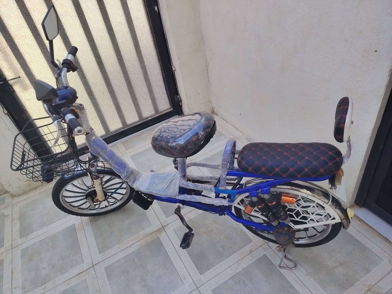 االسلام عليكم بايسكل شحن ع لفحص بدون بطاريات شغال اي نقص ما بي السعر 125وبي مجال  ***********يوجد واتساب
