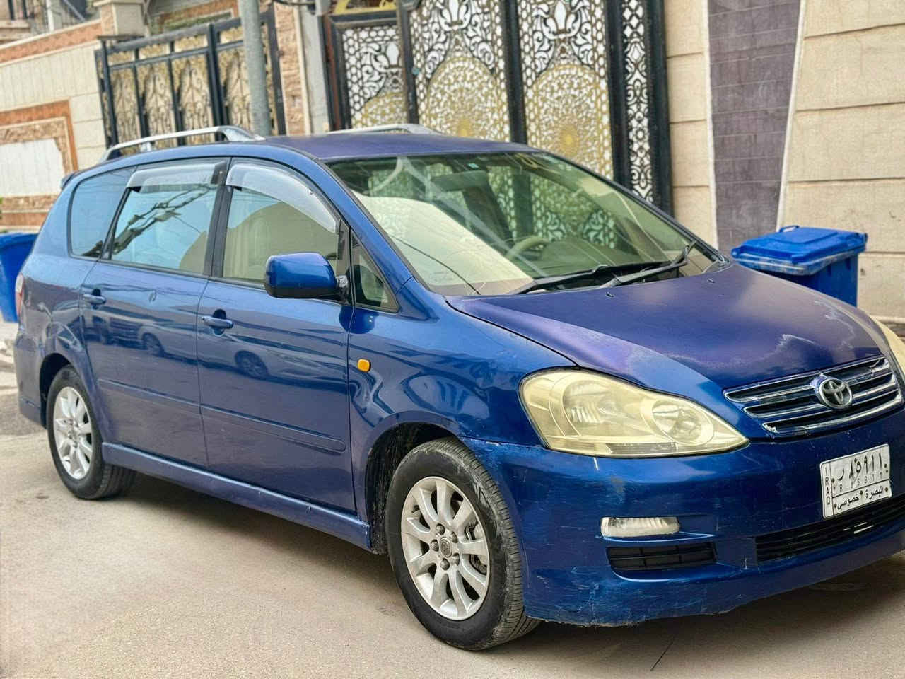 سيارة ابصم موديل ٢٠٠٤ بصره 
كير ومحرك جديد
تبريد شغال
مكفولة من الدعمة والصبغ
باسم صاحبها
السعر : ١٠٥ ورقة
للتواصل على الرقم
***********
