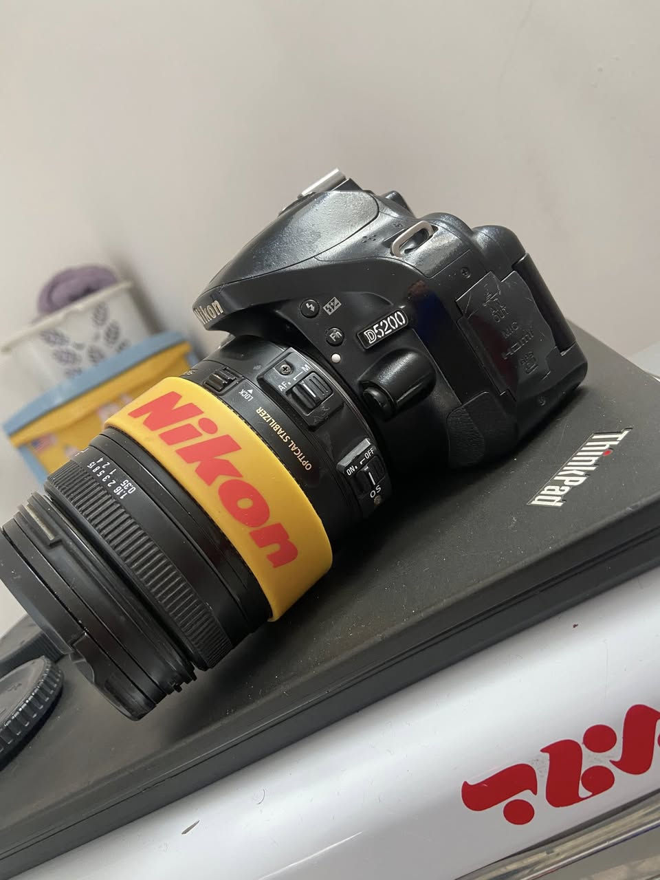 كامره نيكون D5200 نظيفه +عدسه 18_250 + بطاريات جدد + شاحن اصلي  السعر 450 الف 
***********
